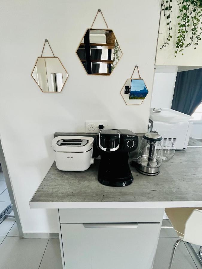 Superbe Duplex Design Neuf 2 Chambres, Climatise Tout Confort, Facile D,Acces Stationnement Gratuit มาร์กเซย ภายนอก รูปภาพ